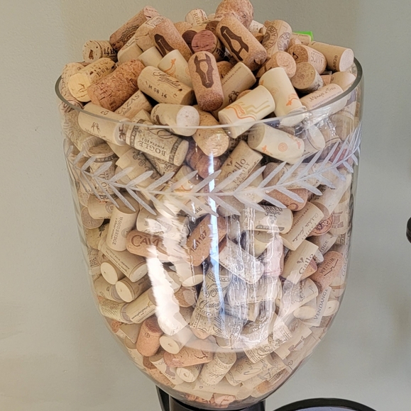 Other - 🍷Wine Corks Best Deal!! 100 Pack